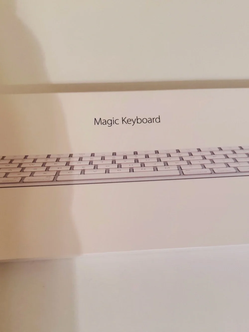 Apple Magic Keyboard, White, MacBook Compatible - Picture 7 of 12